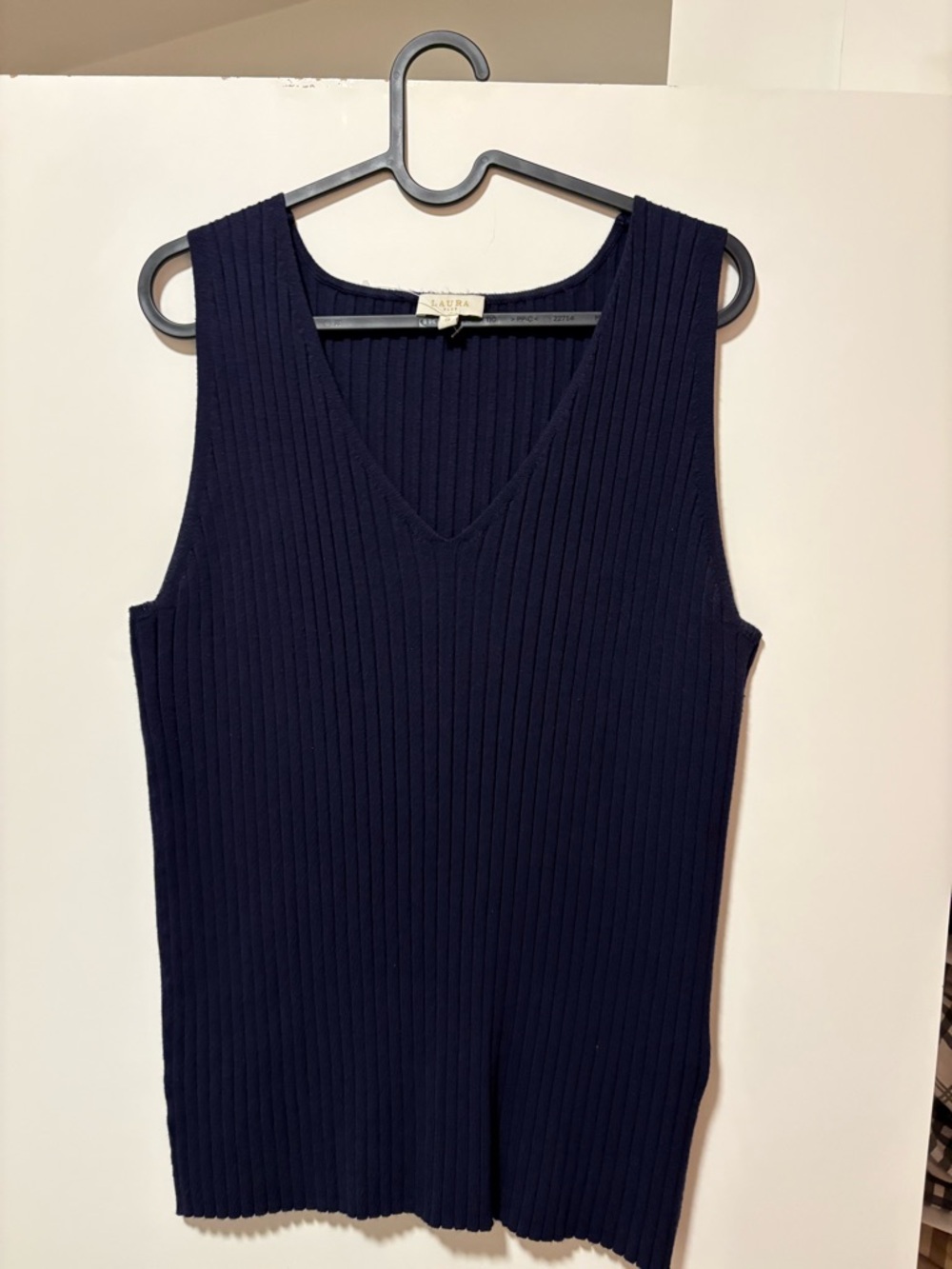 LAURA Navy Ribbed V-Neck Sleeveless Top